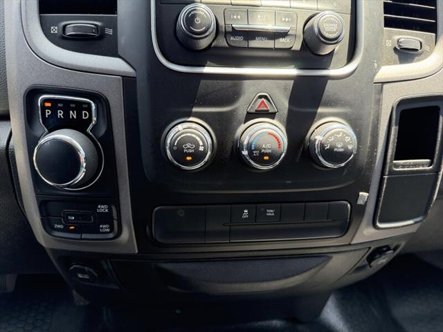2017 Ram 1500 Tradesman Crew Cab 4x4 5'7" Box