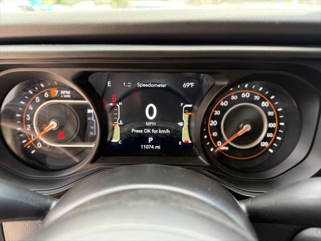 2025 Jeep Gladiator Sport
