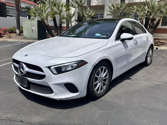 2020 Mercedes-Benz A 220 A 220 * AMBINET LIGHTING * MOONROOF *