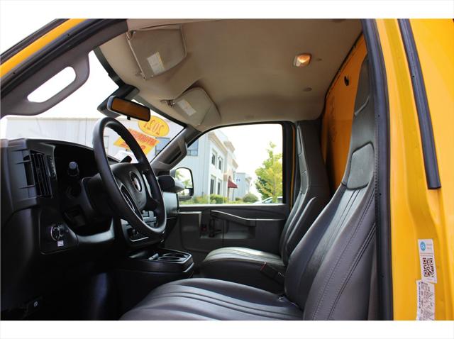 2021 GMC Savana Cutaway Work Van
