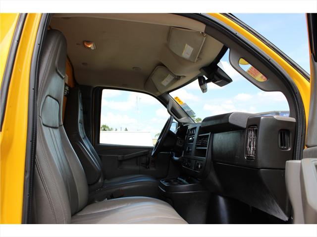2021 GMC Savana Cutaway Work Van