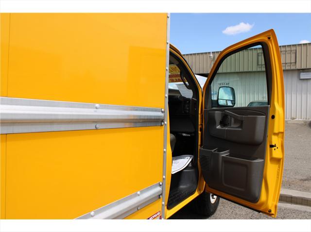 2021 GMC Savana Cutaway Work Van