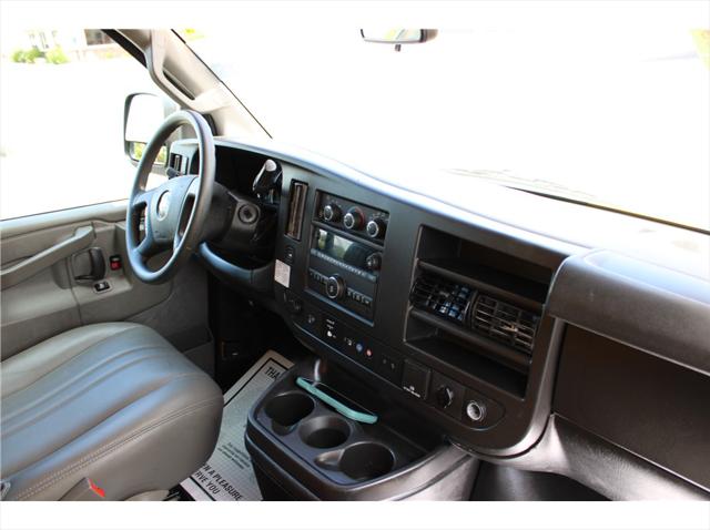 2021 GMC Savana Cutaway Work Van