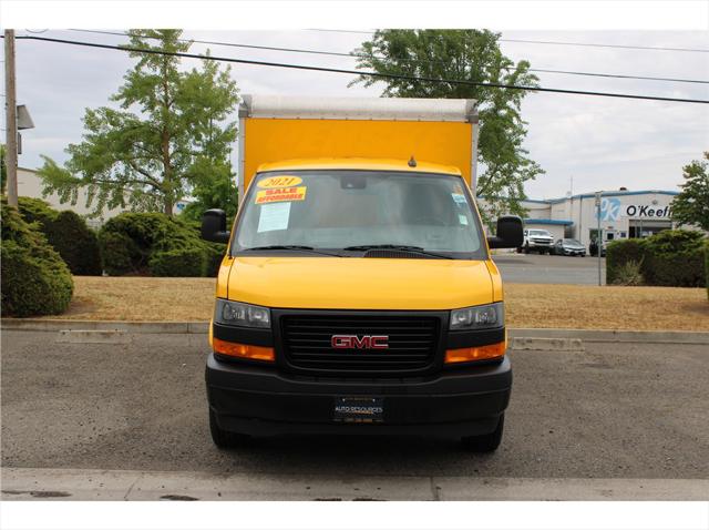 2021 GMC Savana Cutaway Work Van
