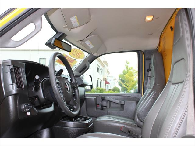 2021 GMC Savana Cutaway Work Van