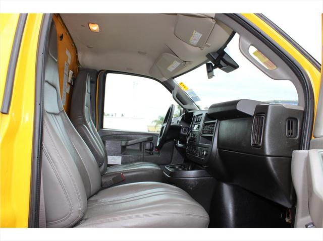 2021 GMC Savana Cutaway Work Van