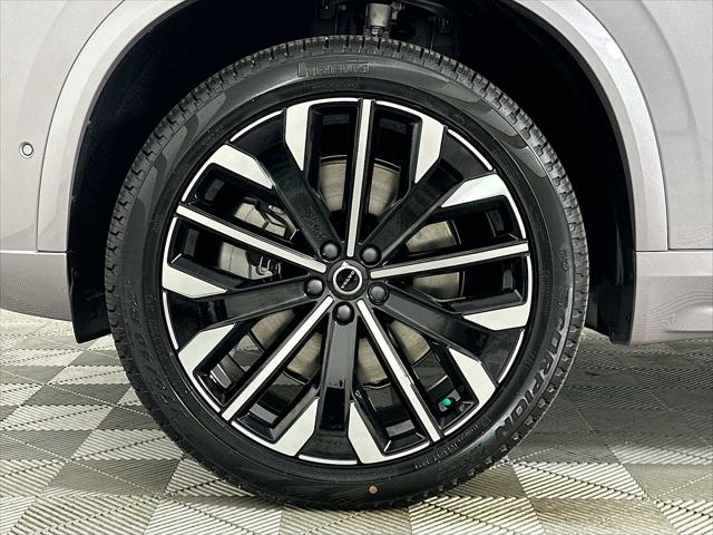 2026 Volvo XC90 Plug-In Hybrid Ultra, T8 AWD, Electric/Gasoline, Bright, 7 Seats