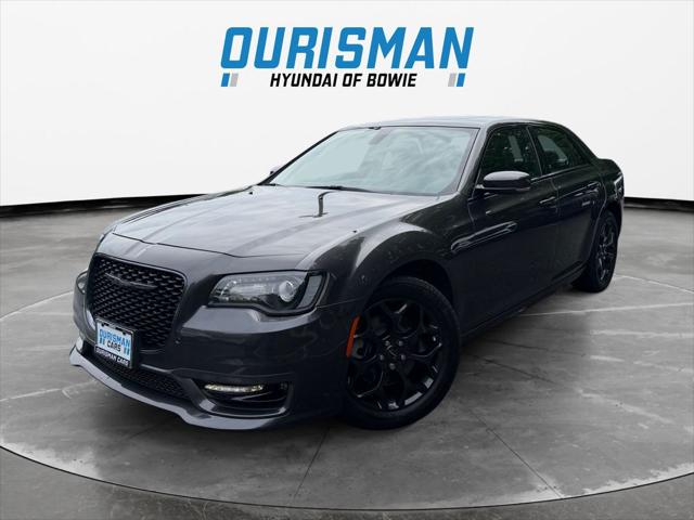 2023 Chrysler 300 Touring L AWD