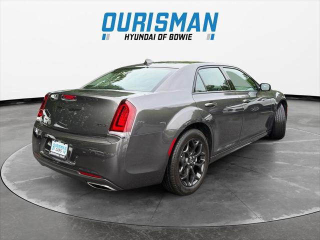 2023 Chrysler 300 Touring L AWD