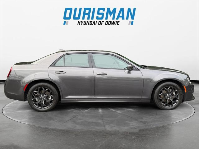 2023 Chrysler 300 Touring L AWD