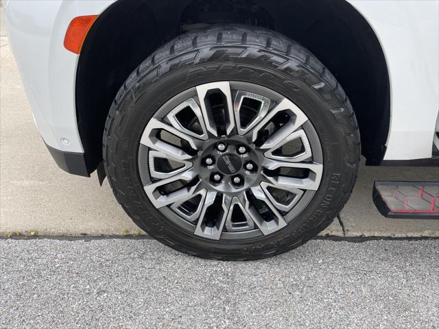2024 GMC Yukon XL 4WD Denali Ultimate