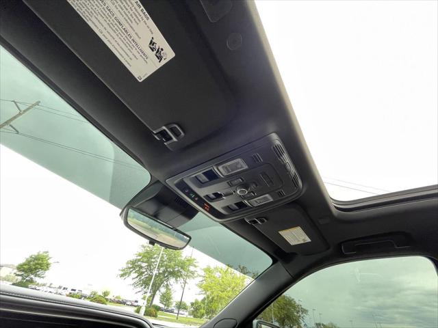 2024 GMC Yukon XL 4WD Denali Ultimate
