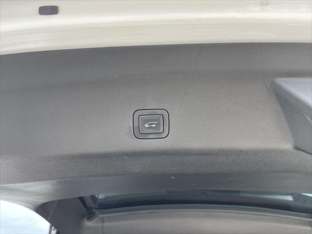 2024 GMC Yukon XL 4WD Denali Ultimate