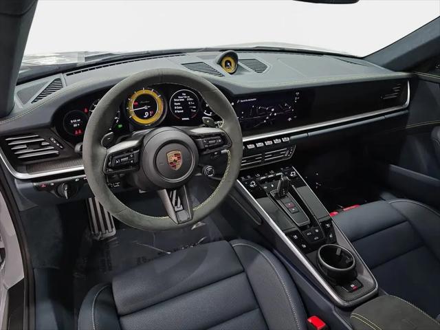 2025 Porsche 911 Turbo Cabriolet