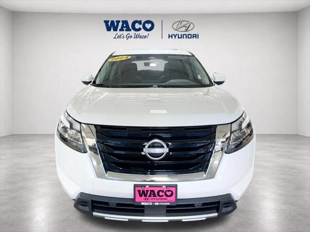 2024 Nissan Pathfinder SL FWD