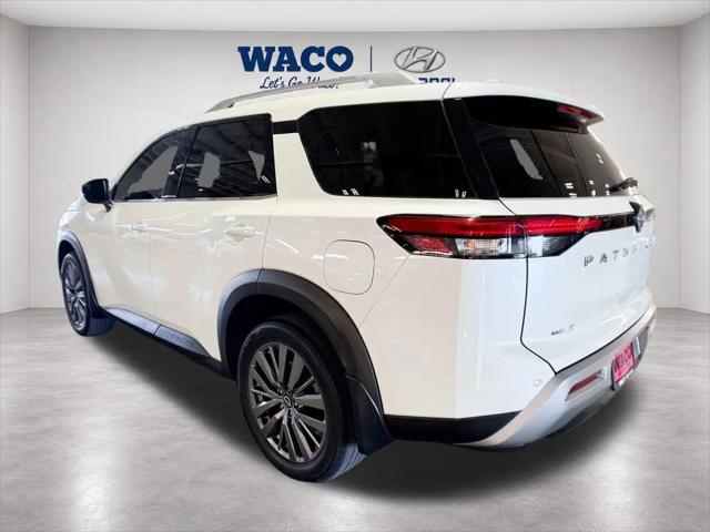 2024 Nissan Pathfinder SL FWD