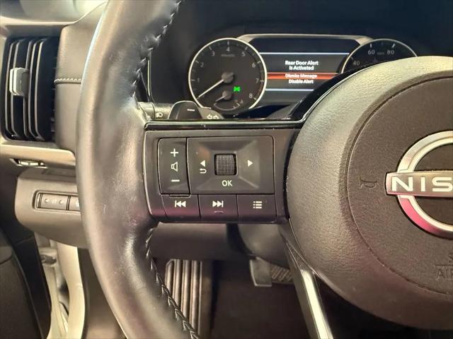 2024 Nissan Pathfinder SL FWD