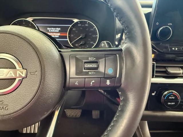 2024 Nissan Pathfinder SL FWD