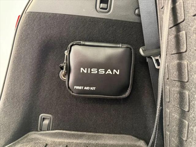 2024 Nissan Pathfinder SL FWD