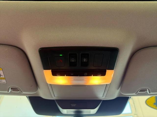 2024 Nissan Pathfinder SL FWD