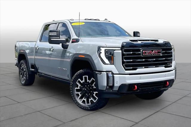 2024 GMC Sierra 2500HD 4WD Crew Cab Standard Bed AT4