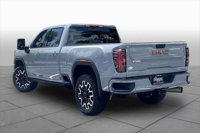 2024 GMC Sierra 2500HD 4WD Crew Cab Standard Bed AT4