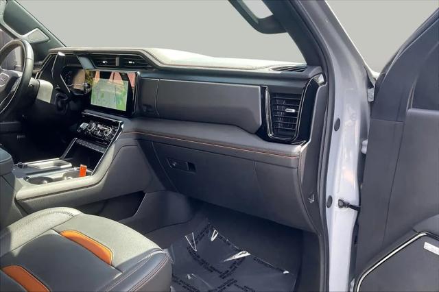 2024 GMC Sierra 2500HD 4WD Crew Cab Standard Bed AT4