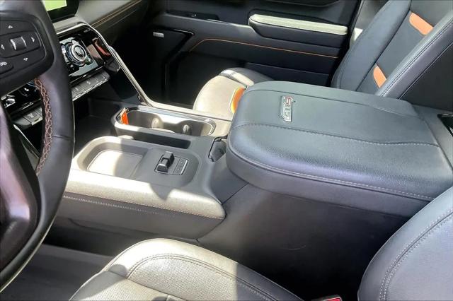 2024 GMC Sierra 2500HD 4WD Crew Cab Standard Bed AT4