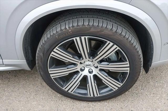 2024 Volvo XC90 Recharge T8 Plus Bright Theme 7-Seater