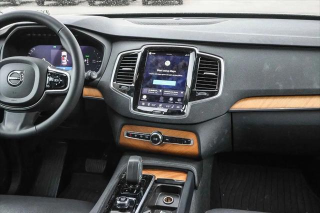 2024 Volvo XC90 Recharge T8 Plus Bright Theme 7-Seater