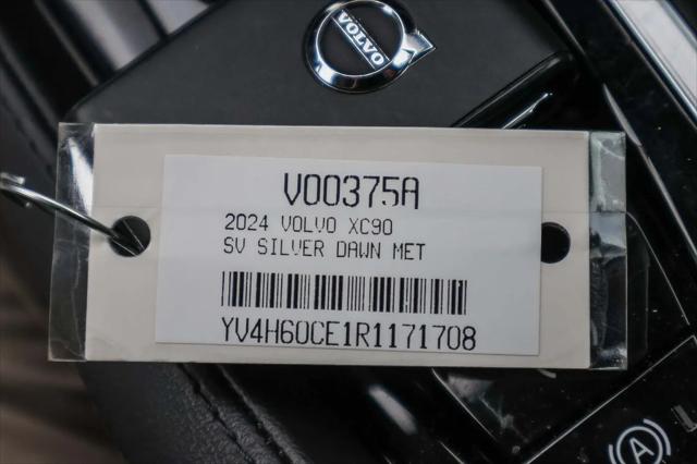 2024 Volvo XC90 Recharge T8 Plus Bright Theme 7-Seater
