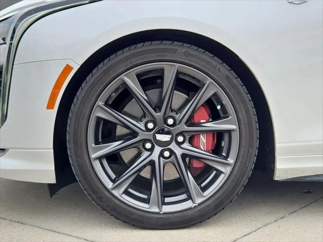 2024 Cadillac CT4 Sport