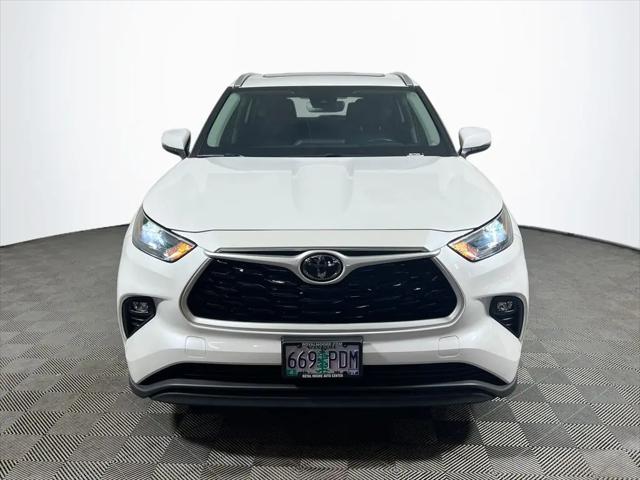 2023 Toyota Highlander XLE