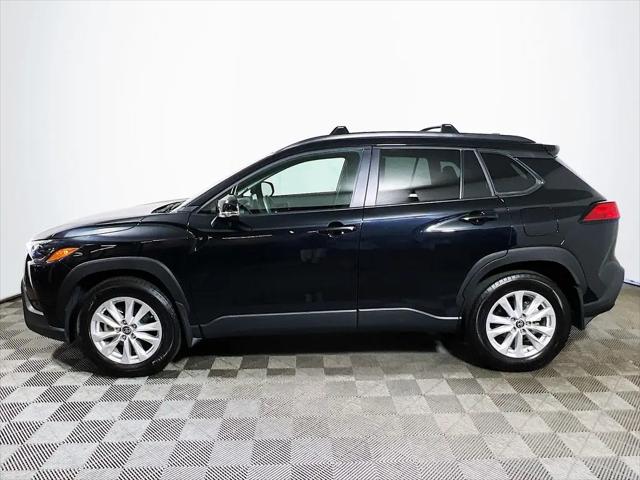 2025 Toyota Corolla Cross LE