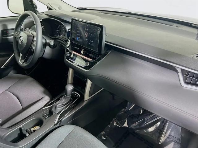 2025 Toyota Corolla Cross LE