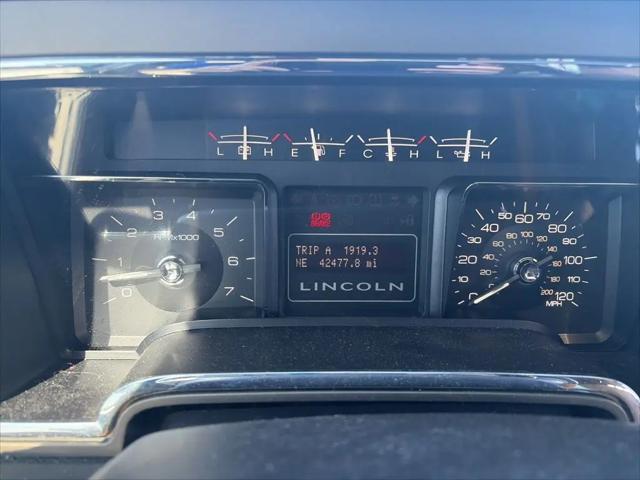 2011 Lincoln Navigator Standard