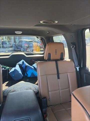 2011 Lincoln Navigator Standard
