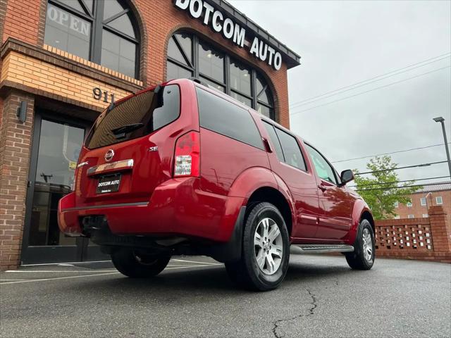 2010 Nissan Pathfinder SE