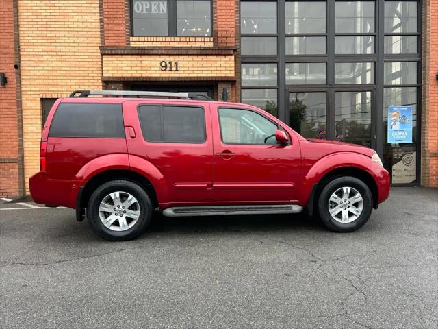 2010 Nissan Pathfinder SE