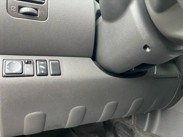 2010 Nissan Pathfinder SE