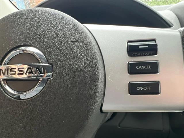 2010 Nissan Pathfinder SE
