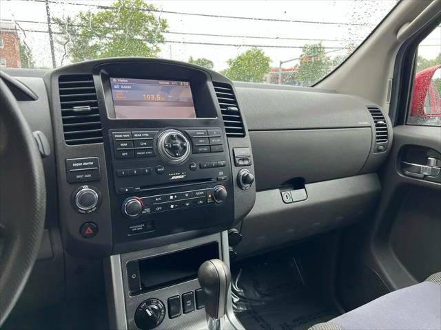 2010 Nissan Pathfinder SE