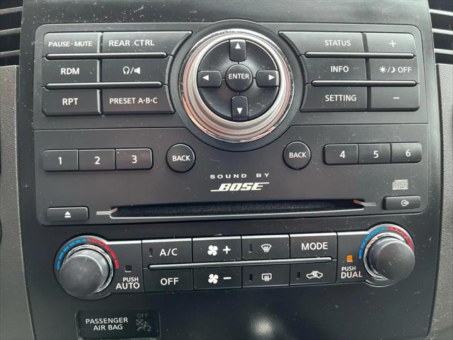 2010 Nissan Pathfinder SE