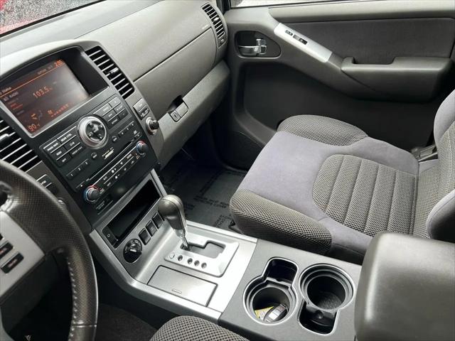 2010 Nissan Pathfinder SE