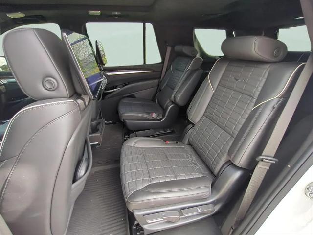 2025 Cadillac Escalade Sport Platinum