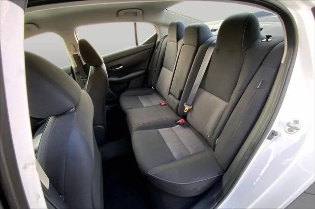2022 Nissan Sentra SV Xtronic CVT