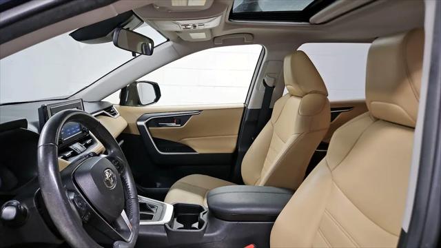 2019 Toyota RAV4 XLE Premium