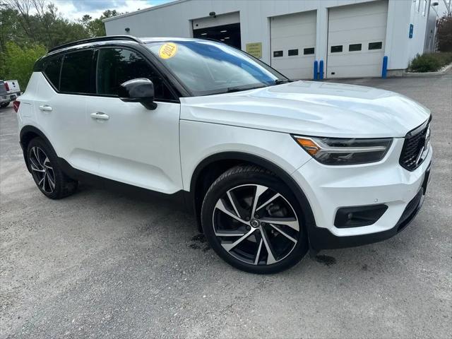 2021 Volvo XC40 T5 R-Design