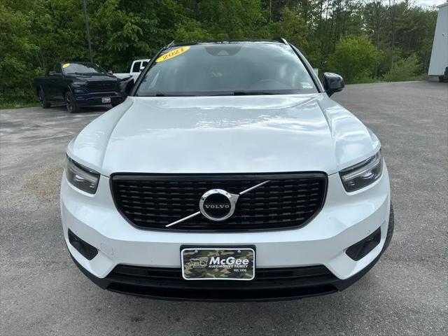 2021 Volvo XC40 T5 R-Design