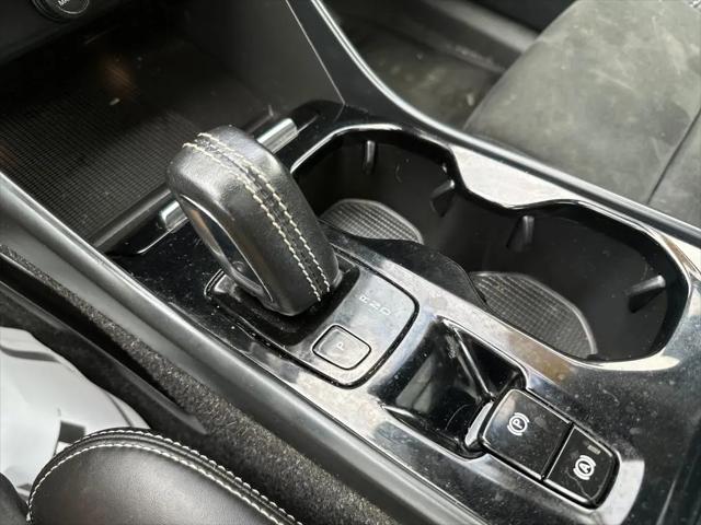 2021 Volvo XC40 T5 R-Design